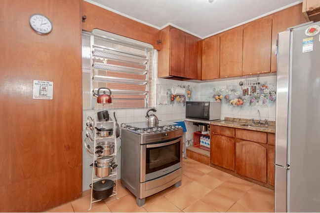 Imagem Casa com 4 Quartos à Venda, 381 m² em Camaquã - Porto Alegre Imagem Casa com 4 Quartos à Venda, 381 m² em Camaquã - Porto Alegre