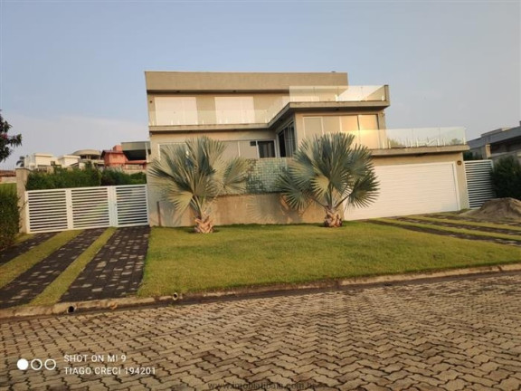Chácara com 4 Quartos à Venda, 1.000 m² em Centro - Piracaia