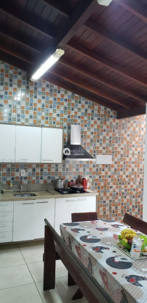 Imagem Casa com 2 Quartos à Venda, 100 m²