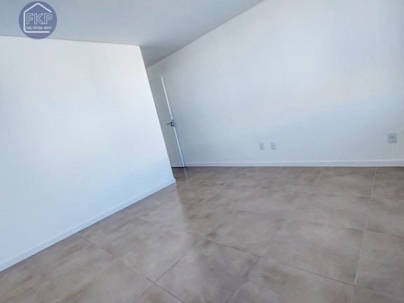 Imagem Casa com 3 Quartos à Venda, 129 m² em Cachoeira Do Bom Jesus - Florianópolis