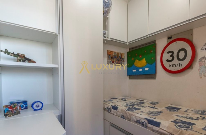 Imagem Imóvel com 4 Quartos à Venda, 147 m² em Funcionários - Belo Horizonte Imagem Imóvel com 4 Quartos à Venda, 147 m² em Funcionários - Belo Horizonte