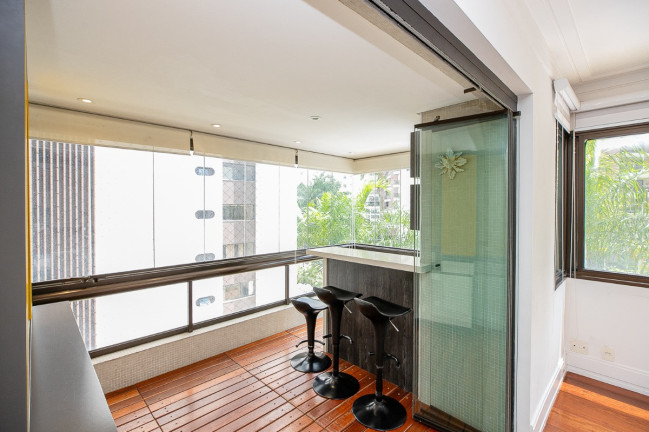 Imagem Apartamento com 3 Quartos à Venda, 162 m² em Moema - São Paulo Imagem Apartamento com 3 Quartos à Venda, 162 m² em Moema - São Paulo