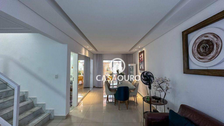 Imagem Casa com 4 Quartos à Venda, 165 m² em Condomínio Village Royale - Nova Lima Imagem Casa com 4 Quartos à Venda, 165 m² em Condomínio Village Royale - Nova Lima