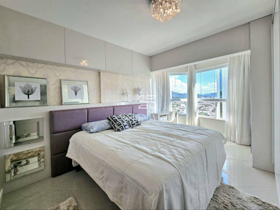 Imagem Apartamento com 3 Quartos à Venda, 131 m² em Quadra Mar Sul - Balneário Camboriú Imagem Apartamento com 3 Quartos à Venda, 131 m² em Quadra Mar Sul - Balneário Camboriú