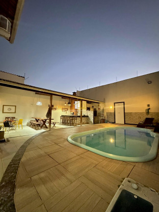 Imagem Casa com 3 Quartos à Venda, 300 m² em Porto Canoa - Serra