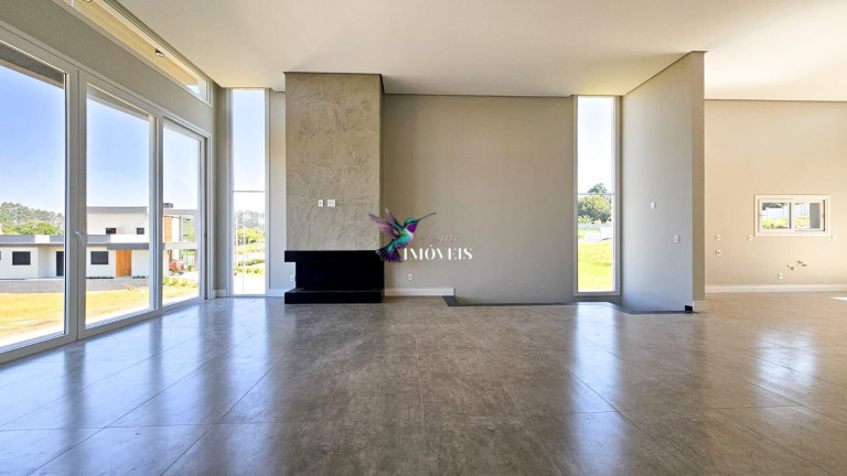 Imagem Casa com 3 Quartos à Venda, 257 m² em Centro - Nova Santa Rita Imagem Casa com 3 Quartos à Venda, 257 m² em Centro - Nova Santa Rita