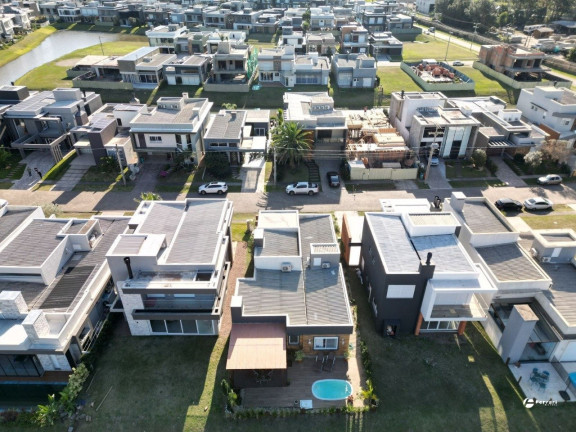 Imagem Casa de Condomínio com 4 Quartos à Venda, 192 m² em Parque Antártica - Capao Da Canoa Imagem Casa de Condomínio com 4 Quartos à Venda, 192 m² em Parque Antártica - Capao Da Canoa