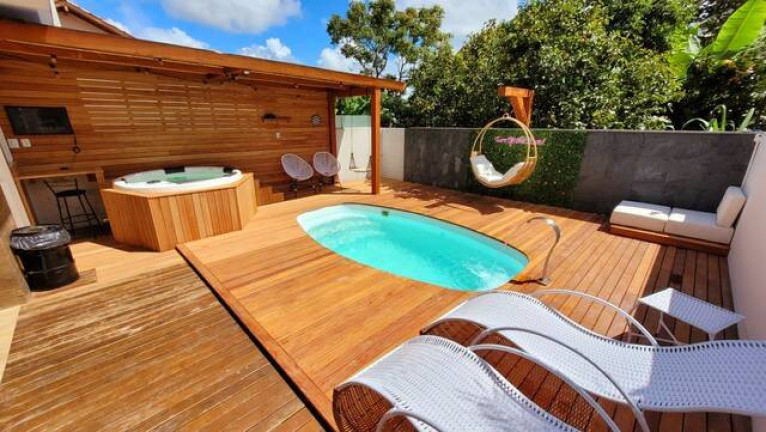 Imagem Casa com 4 Quartos à Venda, 189 m² em Jurerê - Florianópolis