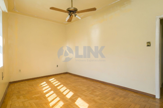 Imagem Apartamento com 3 Quartos à Venda, 81 m² em Azenha - Porto Alegre Imagem Apartamento com 3 Quartos à Venda, 81 m² em Azenha - Porto Alegre