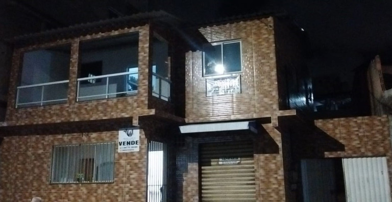 Imagem Casa com 1 Quarto à Venda, 180 m² em Ataíde - Vila Velha Imagem Casa com 1 Quarto à Venda, 180 m² em Ataíde - Vila Velha