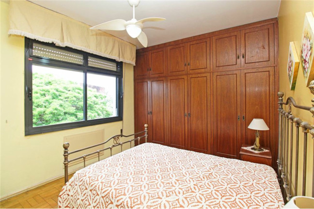 Imagem Apartamento com 3 Quartos à Venda, 92 m² em Santana - Porto Alegre Imagem Apartamento com 3 Quartos à Venda, 92 m² em Santana - Porto Alegre