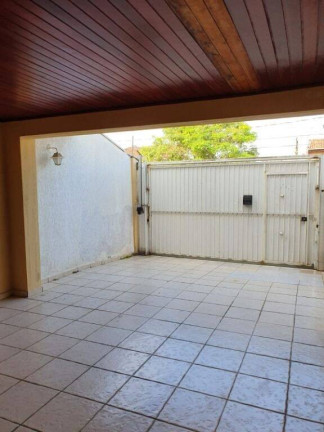Imagem Sobrado com 3 Quartos à Venda, 144 m² em Vila São José - Taubaté Imagem Sobrado com 3 Quartos à Venda, 144 m² em Vila São José - Taubaté