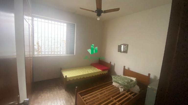 Imagem Casa com 5 Quartos à Venda, 700 m² em São José - Montes Claros Imagem Casa com 5 Quartos à Venda, 700 m² em São José - Montes Claros