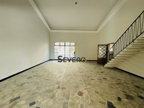 Imagem Casa com 4 Quartos à Venda,  em Centro - São Gonçalo
