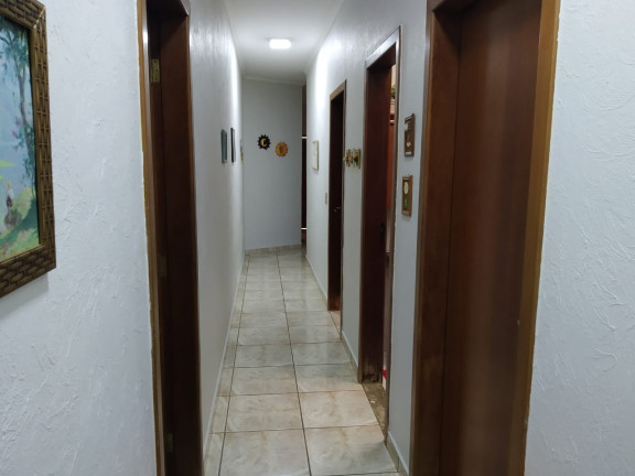Imagem Casa com 3 Quartos à Venda, 410 m² em Campos Elíseos - Ribeirão Preto Imagem Casa com 3 Quartos à Venda, 410 m² em Campos Elíseos - Ribeirão Preto