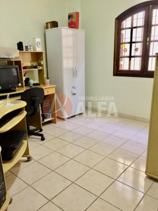 Imagem Casa com 4 Quartos à Venda, 260 m² em Jardim Carmel - Cotia Imagem Casa com 4 Quartos à Venda, 260 m² em Jardim Carmel - Cotia