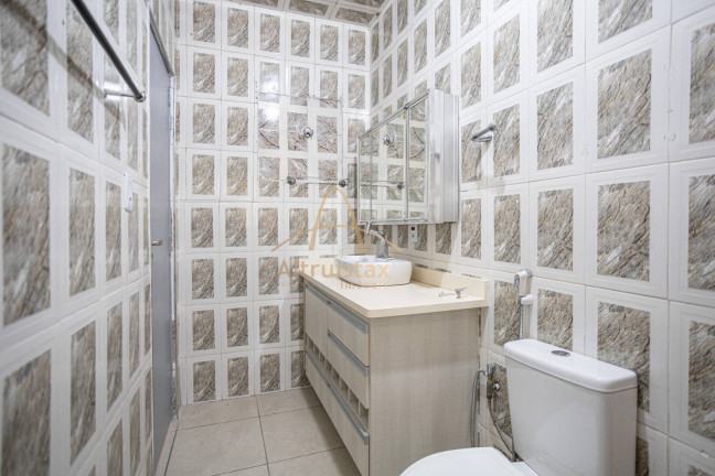 Imagem Casa com 5 Quartos à Venda, 240 m² em Bandeiras - Osasco Imagem Casa com 5 Quartos à Venda, 240 m² em Bandeiras - Osasco