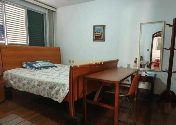 Imagem Imóvel com 4 Quartos à Venda, 150 m² em Lourdes - Belo Horizonte Imagem Imóvel com 4 Quartos à Venda, 150 m² em Lourdes - Belo Horizonte