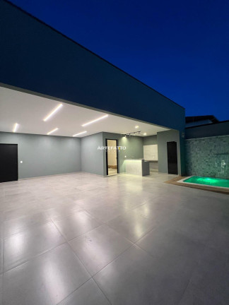 Imagem Casa com 3 Quartos à Venda, 167 m² Imagem Casa com 3 Quartos à Venda, 167 m²