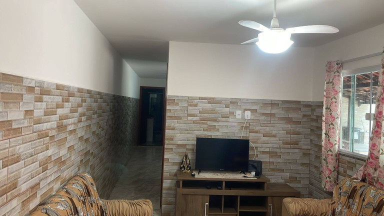 Imagem Casa com 2 Quartos à Venda, 300 m² em Centro - Araruama Imagem Casa com 2 Quartos à Venda, 300 m² em Centro - Araruama