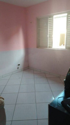 Imagem Casa com 4 Quartos à Venda, 270 m² em Parque São Jorge - Taubaté Imagem Casa com 4 Quartos à Venda, 270 m² em Parque São Jorge - Taubaté