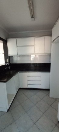 Imagem Imóvel com 3 Quartos à Venda, 108 m² em Jardim Itu - Porto Alegre Imagem Imóvel com 3 Quartos à Venda, 108 m² em Jardim Itu - Porto Alegre