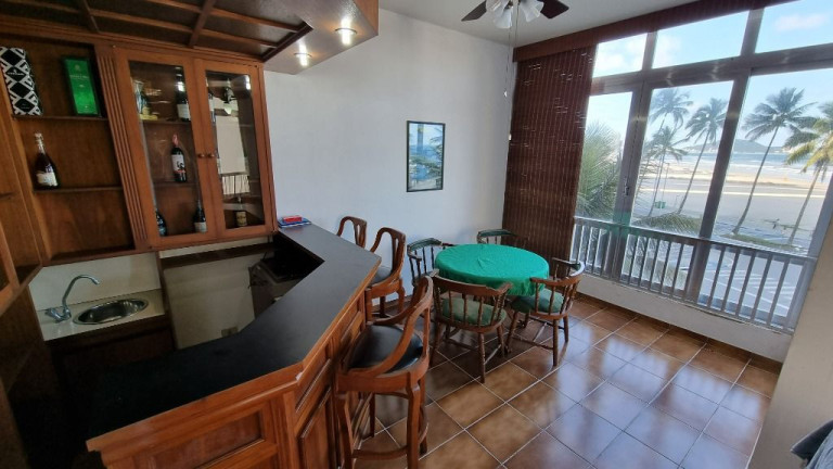 Imagem Apartamento com 3 Quartos à Venda, 190 m² em Pitangueiras - Guarujá Imagem Apartamento com 3 Quartos à Venda, 190 m² em Pitangueiras - Guarujá