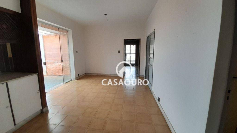 Imagem Casa com 3 Quartos à Venda, 300 m² em Floresta - Belo Horizonte Imagem Casa com 3 Quartos à Venda, 300 m² em Floresta - Belo Horizonte