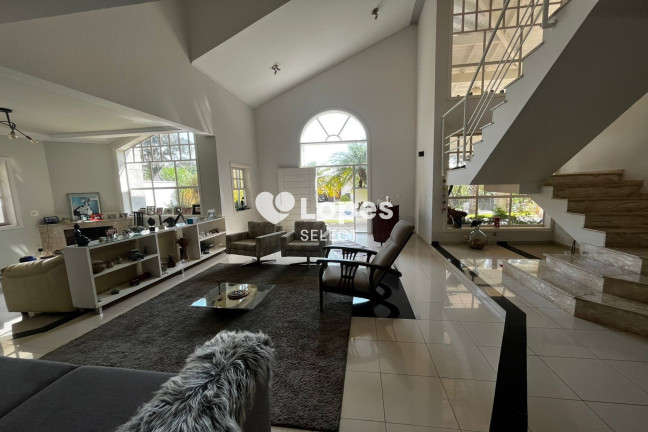 Imóvel com 3 Quartos à Venda, 593 m² em Condomínio Reserva Colonial - Valinhos
