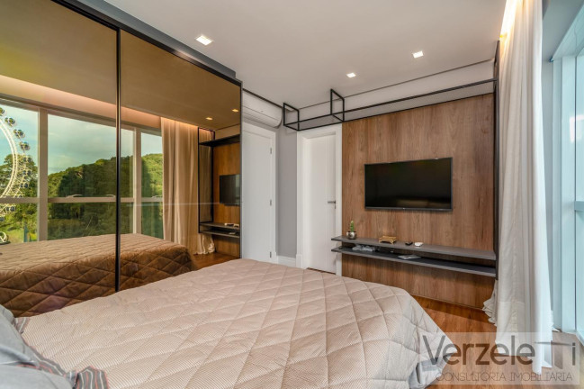 Imagem Apartamento com 4 Quartos à Venda, 282 m² em Pioneiros - Balneário Camboriú Imagem Apartamento com 4 Quartos à Venda, 282 m² em Pioneiros - Balneário Camboriú
