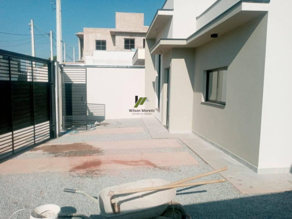 Imagem Casa com 3 Quartos à Venda, 75 m²
