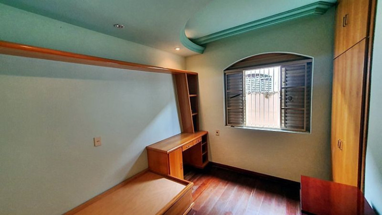 Imagem Casa com 5 Quartos à Venda, 205 m² em Miramar,(barreiro) - Belo Horizonte Imagem Casa com 5 Quartos à Venda, 205 m² em Miramar,(barreiro) - Belo Horizonte