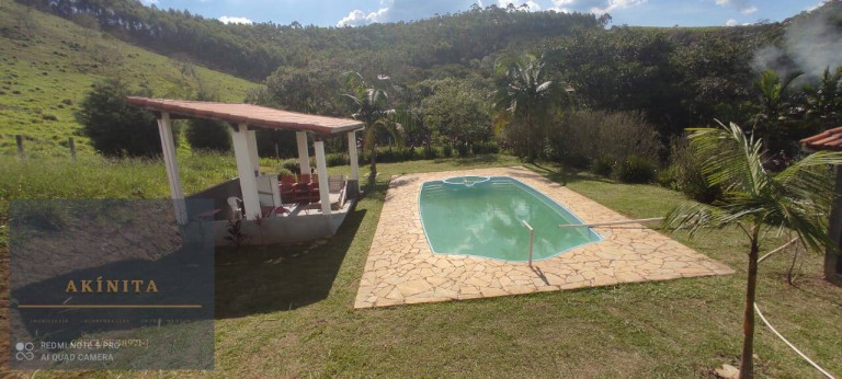 Imagem Casa com 7 Quartos à Venda, 145 m² em José Borba Da Silva - Igaratá