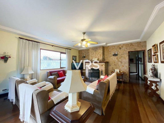 Imagem Casa com 3 Quartos à Venda, 141 m² em Várzea - Teresópolis Imagem Casa com 3 Quartos à Venda, 141 m² em Várzea - Teresópolis