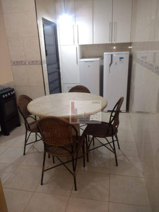Imagem Casa com 3 Quartos à Venda, 202 m² em Vila Nova Conceição - São Paulo Imagem Casa com 3 Quartos à Venda, 202 m² em Vila Nova Conceição - São Paulo