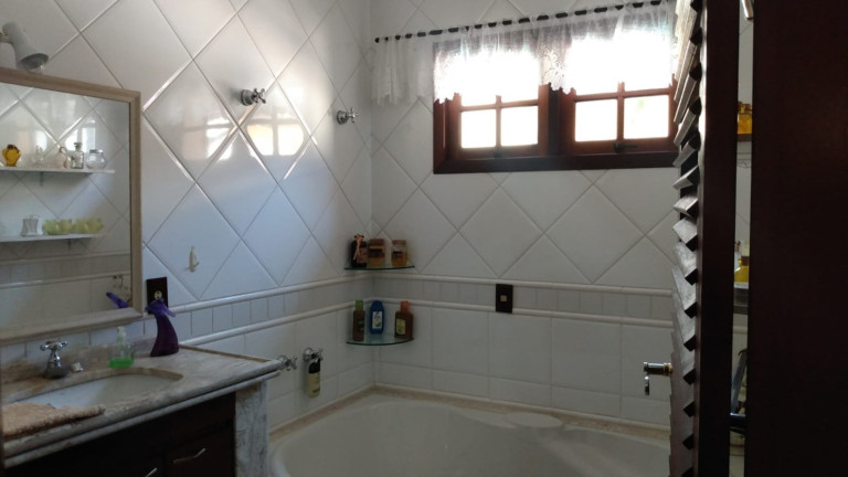 Imagem Casa com 4 Quartos à Venda, 300 m² em Jardim Independência - Taubaté Imagem Casa com 4 Quartos à Venda, 300 m² em Jardim Independência - Taubaté