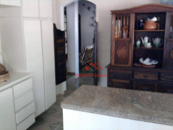 Imagem Sobrado com 4 Quartos à Venda, 218 m² em Massaguaçu - Caraguatatuba
