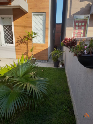 Imagem Casa com 2 Quartos à Venda, 80 m²