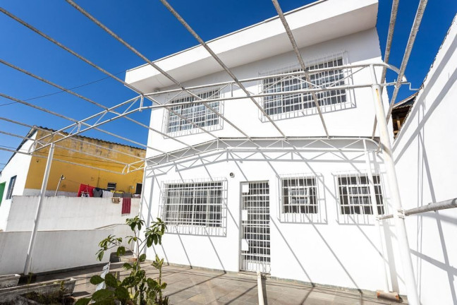 Casa com 4 Quartos à Venda,  em Butantã - São Paulo