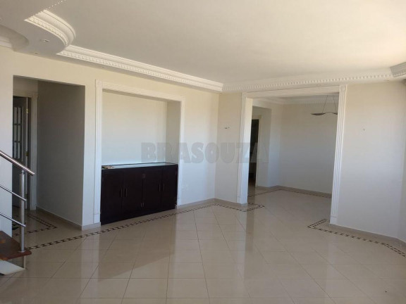 Apartamento com 3 Quartos à Venda, 370 m² em Centro - Botucatu