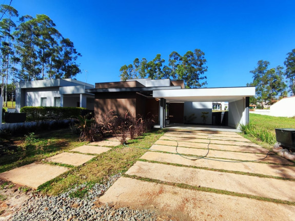Casa com 3 Quartos à Venda, 450 m² em Ninho Verde I - Porangaba