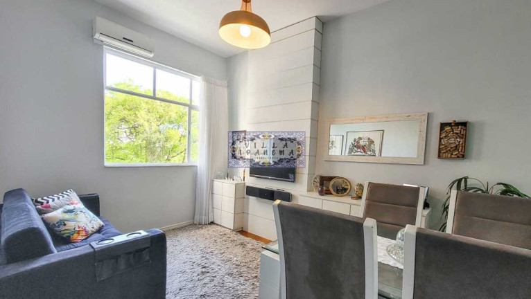 Imagem Apartamento com 2 Quartos à Venda, 70 m² em Lagoa - Rio De Janeiro Imagem Apartamento com 2 Quartos à Venda, 70 m² em Lagoa - Rio De Janeiro