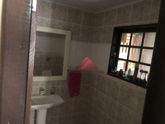 Imagem Casa com 3 Quartos à Venda, 180 m² em Tribobó - São Gonçalo Imagem Casa com 3 Quartos à Venda, 180 m² em Tribobó - São Gonçalo