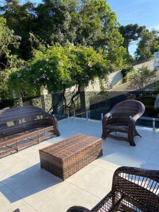 Imagem Casa com 3 Quartos à Venda, 240 m² em Santa Felicidade - Curitiba Imagem Casa com 3 Quartos à Venda, 240 m² em Santa Felicidade - Curitiba
