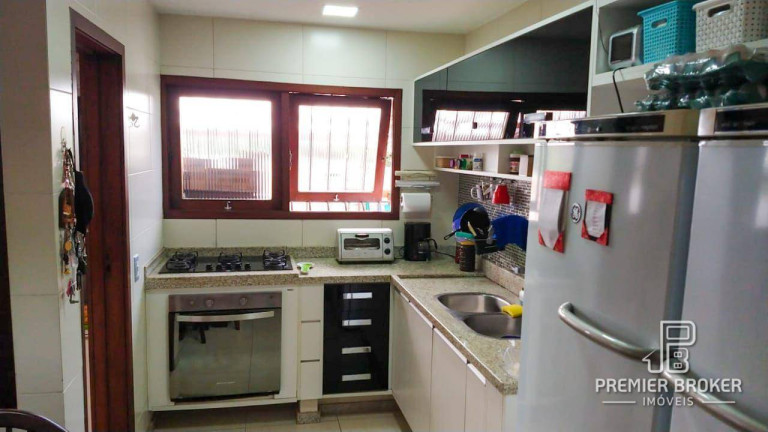 Imagem Casa com 4 Quartos à Venda, 163 m² em Alto - Teresópolis Imagem Casa com 4 Quartos à Venda, 163 m² em Alto - Teresópolis