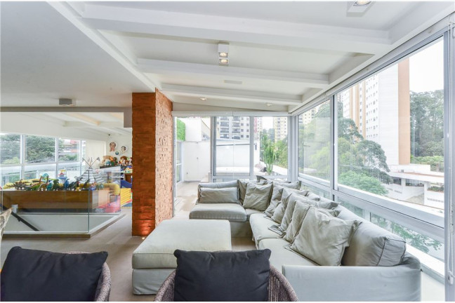Imagem Imóvel com 3 Quartos à Venda, 270 m² em Vila Andrade - São Paulo Imagem Imóvel com 3 Quartos à Venda, 270 m² em Vila Andrade - São Paulo