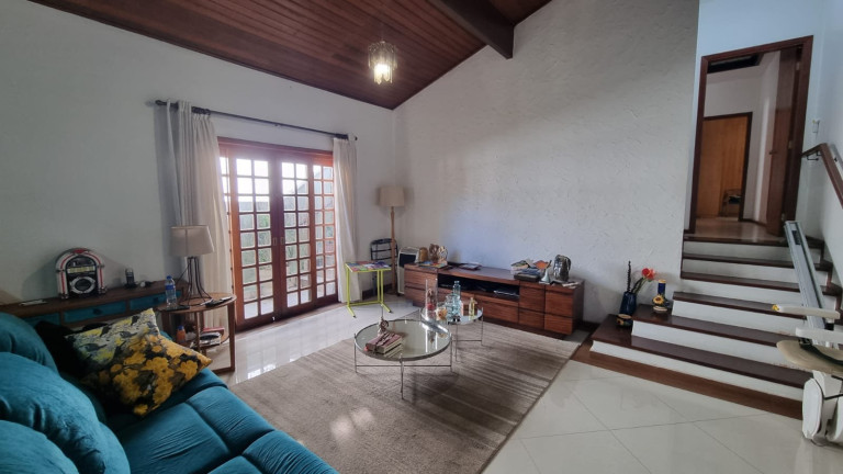 Imagem Casa com 3 Quartos à Venda, 167 m² em Granja Viana Ii - Cotia Imagem Casa com 3 Quartos à Venda, 167 m² em Granja Viana Ii - Cotia