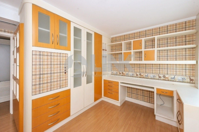 Imagem Apartamento com 4 Quartos à Venda, 283 m² em Moinhos De Vento - Porto Alegre