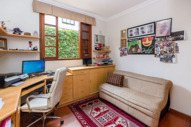 Imagem Casa com 5 Quartos à Venda, em Jardim Das Bandeiras - São Paulo Imagem Casa com 5 Quartos à Venda, em Jardim Das Bandeiras - São Paulo
