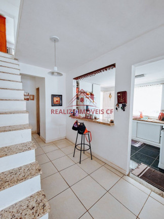 Imagem Casa com 3 Quartos à Venda, 300 m² em Ogiva - Cabo Frio